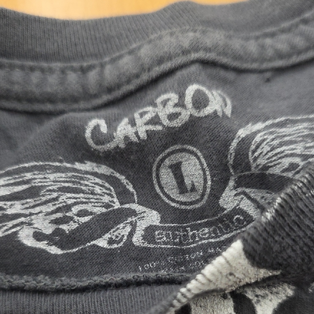 Carbon Grey Short-Sleeve Shirt with Skull & Wings Graphic Size L - Picture 3 of 5
